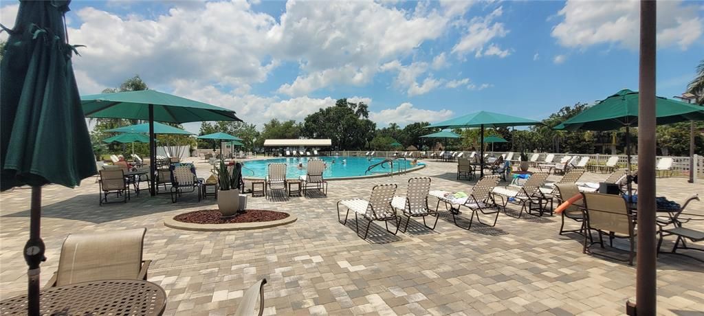 For Sale: $225,000 (2 beds, 2 baths, 1173 Square Feet)
