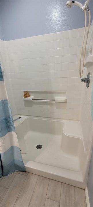 For Sale: $225,000 (2 beds, 2 baths, 1173 Square Feet)