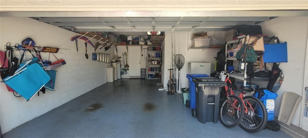 For Sale: $225,000 (2 beds, 2 baths, 1173 Square Feet)
