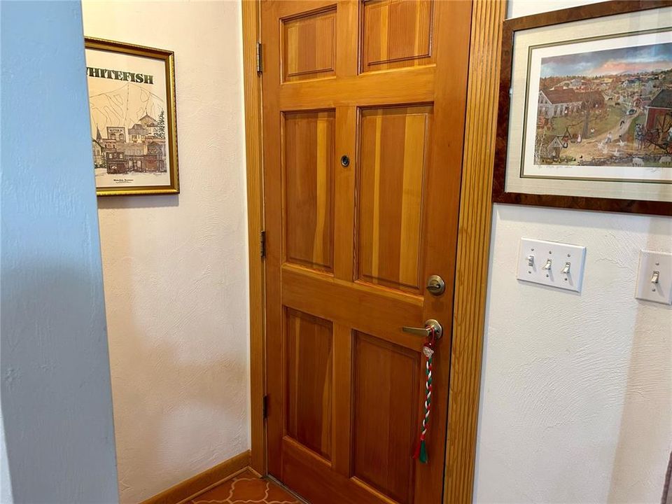 For Sale: $629,000 (3 beds, 2 baths, 1416 Square Feet)