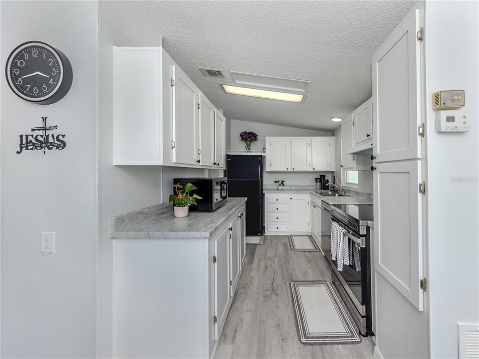 Activo con contrato: $142,000 (2 camas, 2 baños, 935 Pies cuadrados)