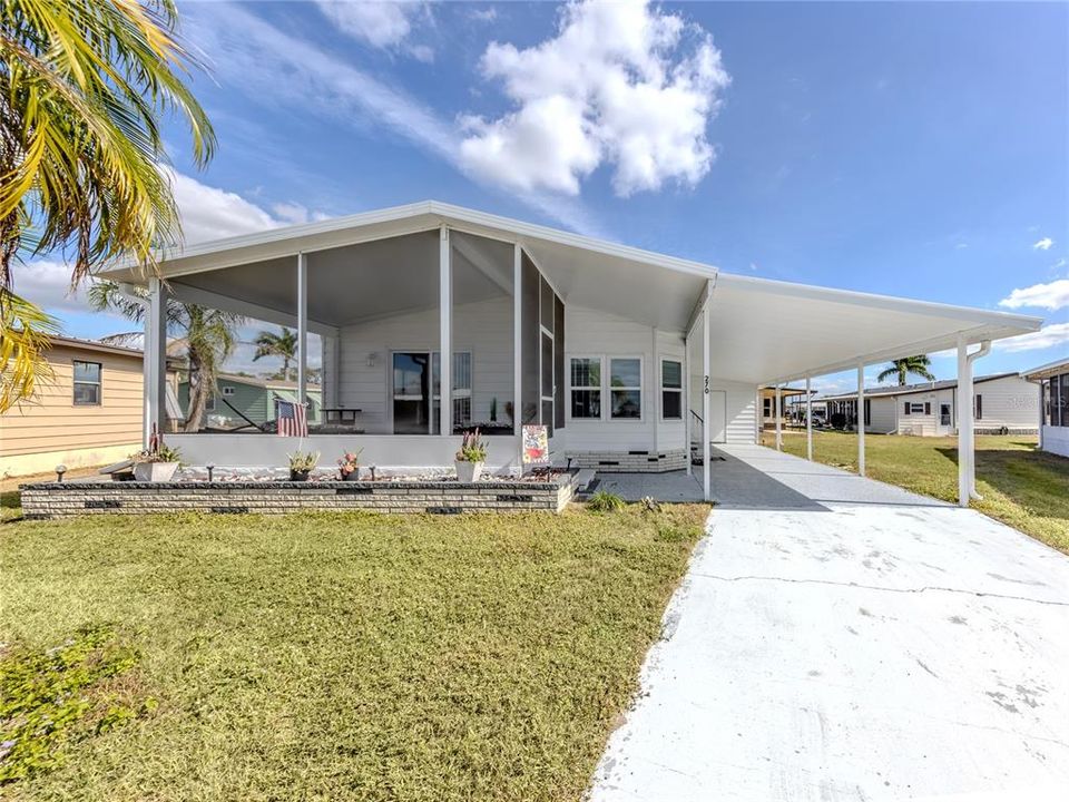 Activo con contrato: $142,000 (2 camas, 2 baños, 935 Pies cuadrados)