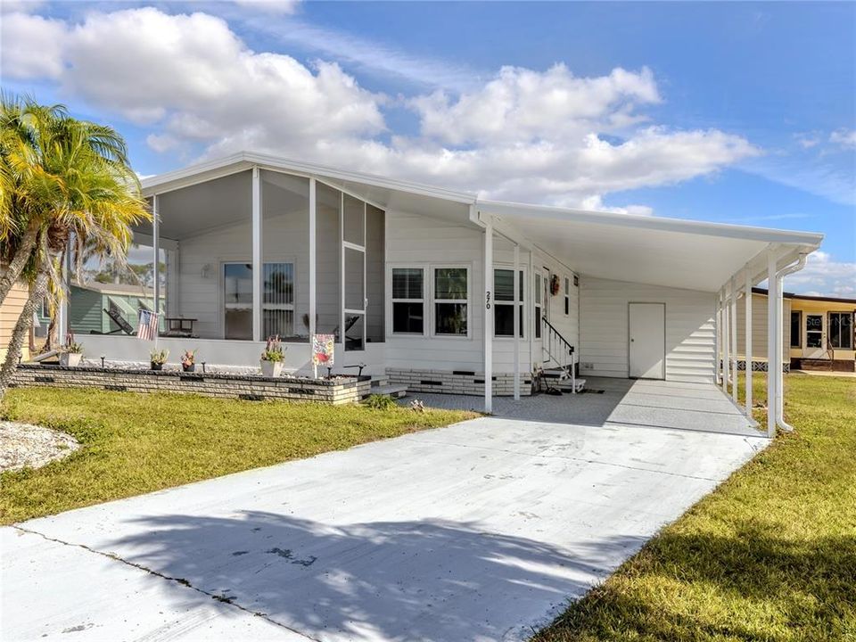 Activo con contrato: $142,000 (2 camas, 2 baños, 935 Pies cuadrados)