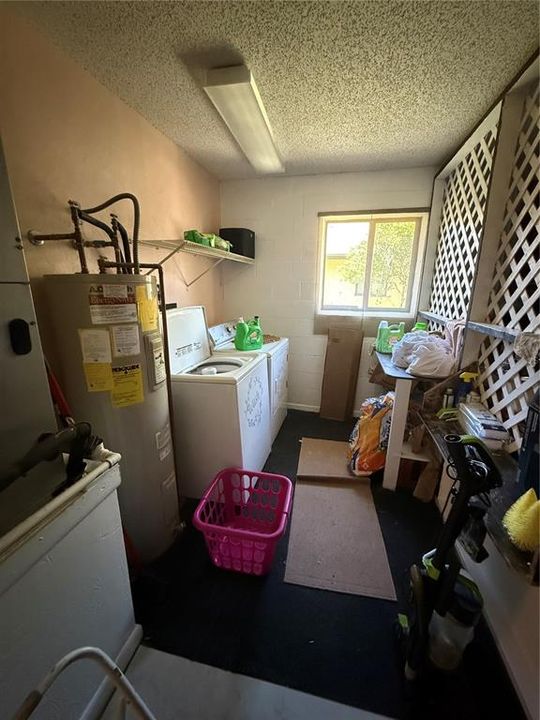 En Renta: $2,300 (4 camas, 2 baños, 2107 Pies cuadrados)