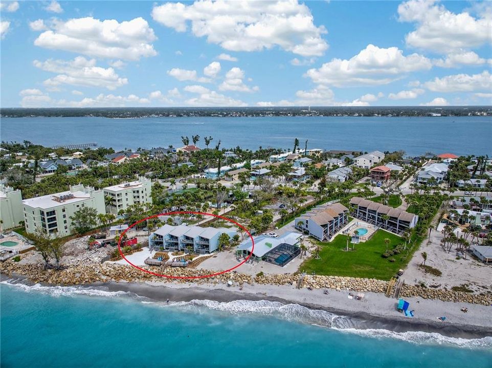 На продажу: $925,000 (3 спален, 2 ванн, 1414 Квадратных фут)