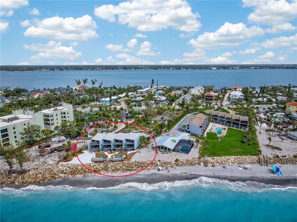 На продажу: $925,000 (3 спален, 2 ванн, 1414 Квадратных фут)