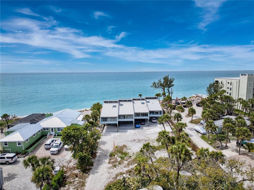 На продажу: $925,000 (3 спален, 2 ванн, 1414 Квадратных фут)