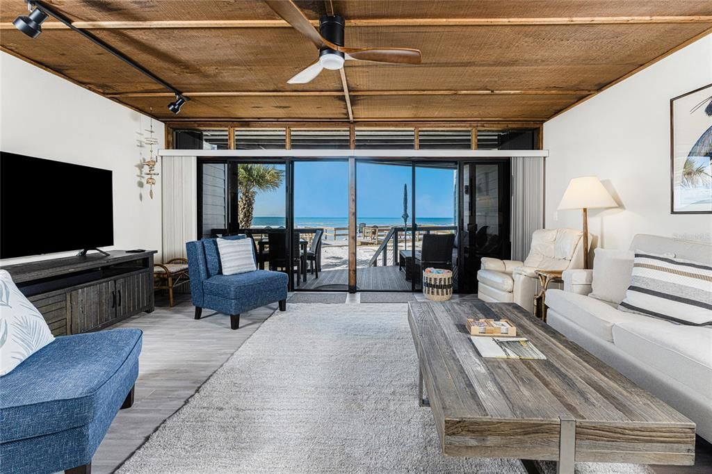 На продажу: $925,000 (3 спален, 2 ванн, 1414 Квадратных фут)