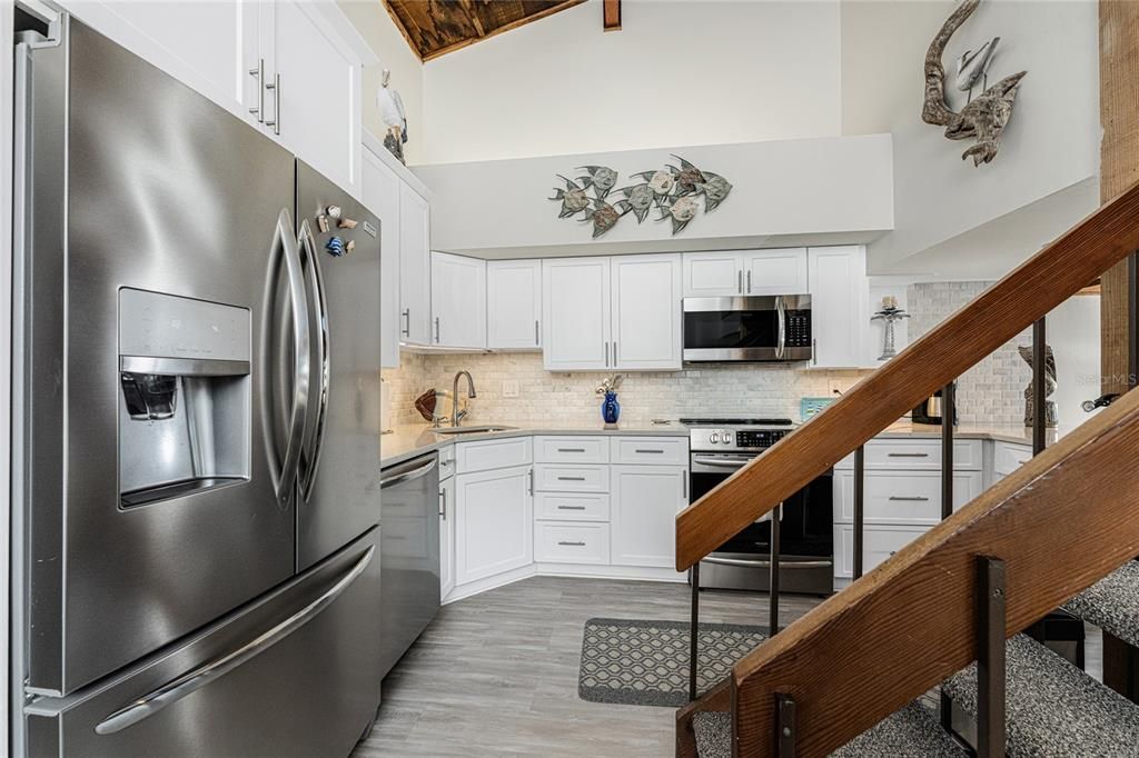 На продажу: $925,000 (3 спален, 2 ванн, 1414 Квадратных фут)