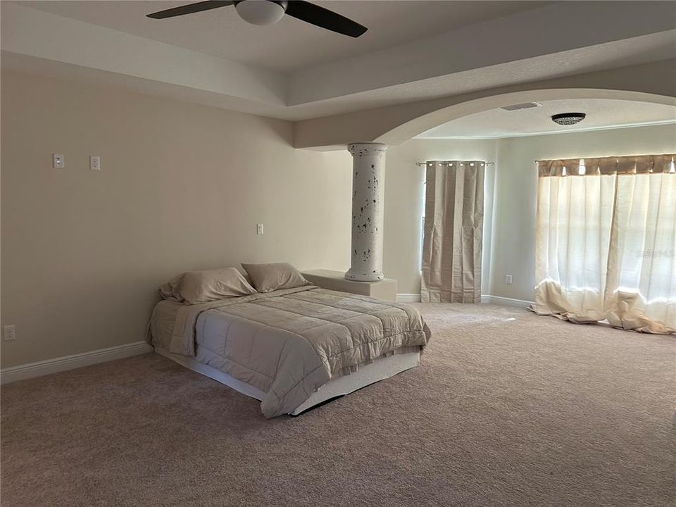 For Rent: $3,750 (4 beds, 3 baths, 3543 Square Feet)