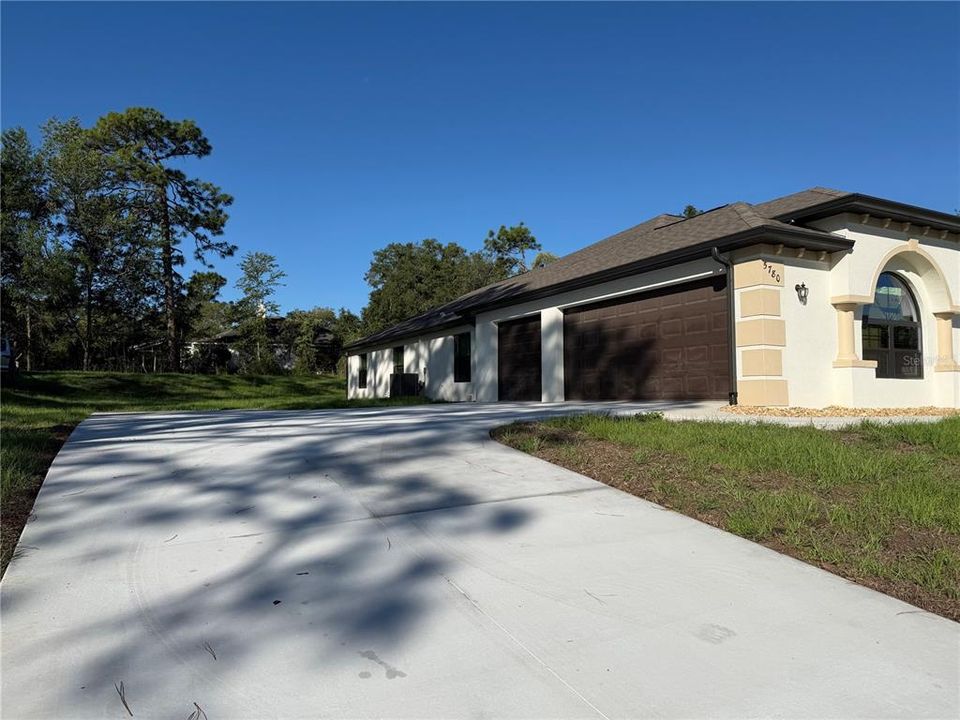 For Rent: $3,750 (4 beds, 3 baths, 3543 Square Feet)