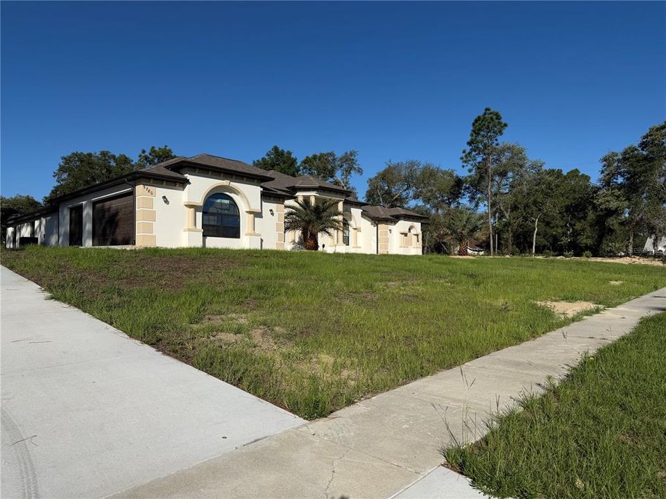 For Rent: $3,750 (4 beds, 3 baths, 3543 Square Feet)