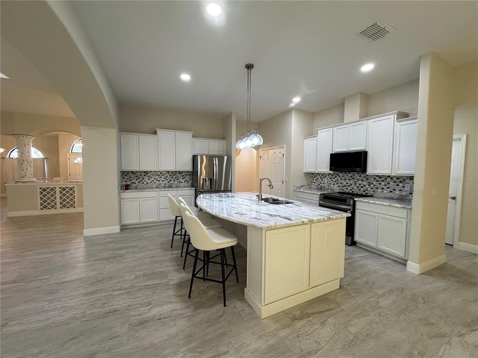 For Rent: $3,750 (4 beds, 3 baths, 3543 Square Feet)