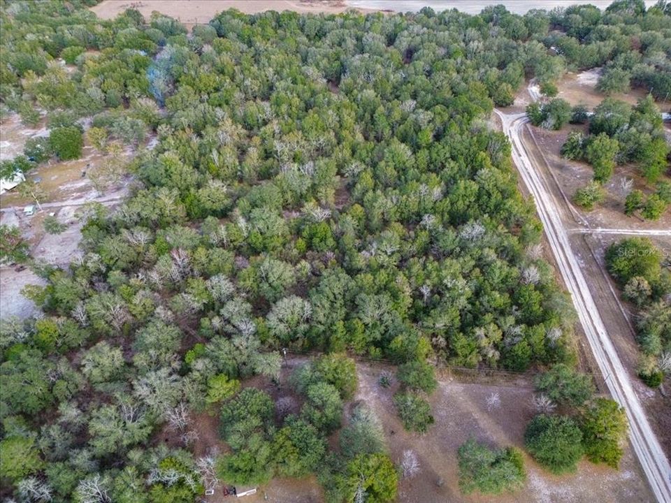 На продажу: $139,900 (10.03 acres)
