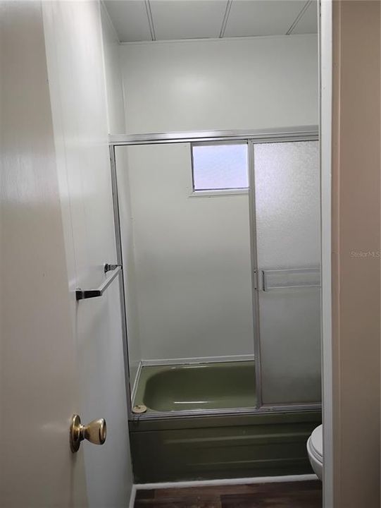 Active With Contract: $200,000 (2 beds, 2 baths, 1440 Square Feet)