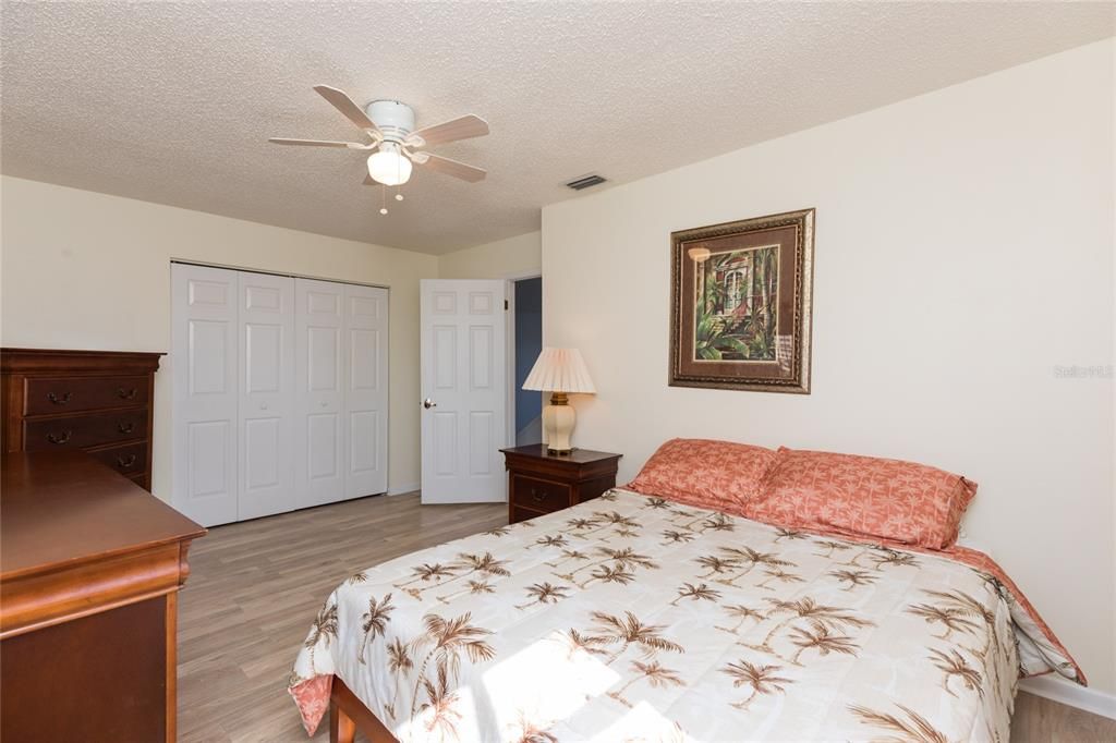 For Sale: $495,000 (3 beds, 2 baths, 1909 Square Feet)