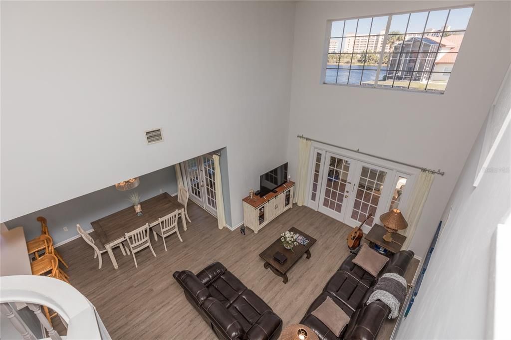 For Sale: $495,000 (3 beds, 2 baths, 1909 Square Feet)