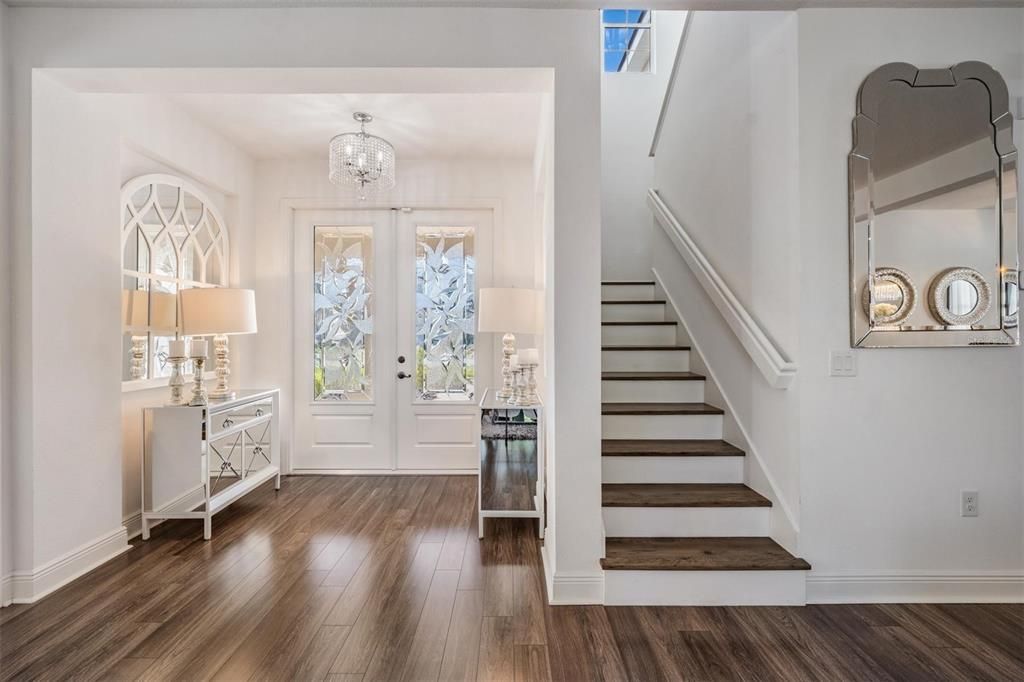 Activo con contrato: $659,900 (5 camas, 4 baños, 3663 Pies cuadrados)