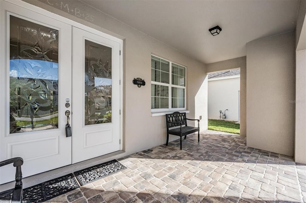 Activo con contrato: $659,900 (5 camas, 4 baños, 3663 Pies cuadrados)