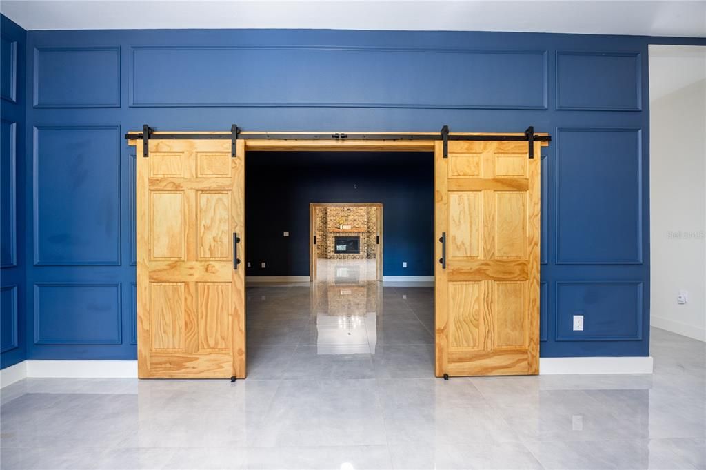 For Sale: $790,000 (4 beds, 3 baths, 5160 Square Feet)