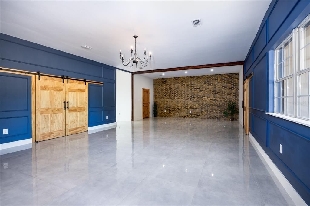 For Sale: $790,000 (4 beds, 3 baths, 5160 Square Feet)