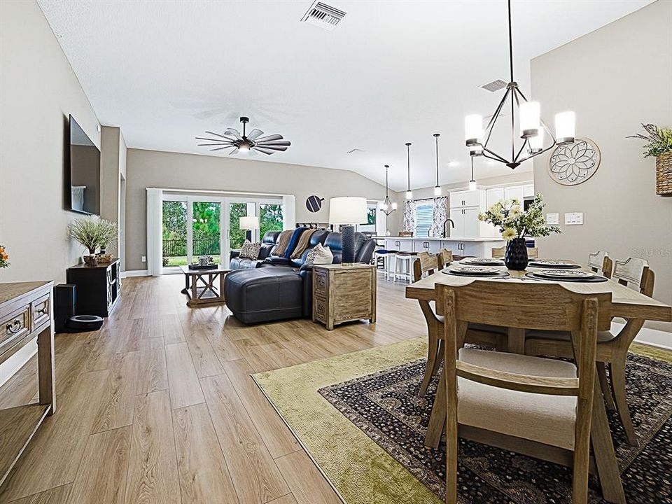For Sale: $780,000 (3 beds, 2 baths, 1953 Square Feet)