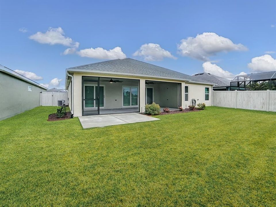 For Sale: $780,000 (3 beds, 2 baths, 1953 Square Feet)