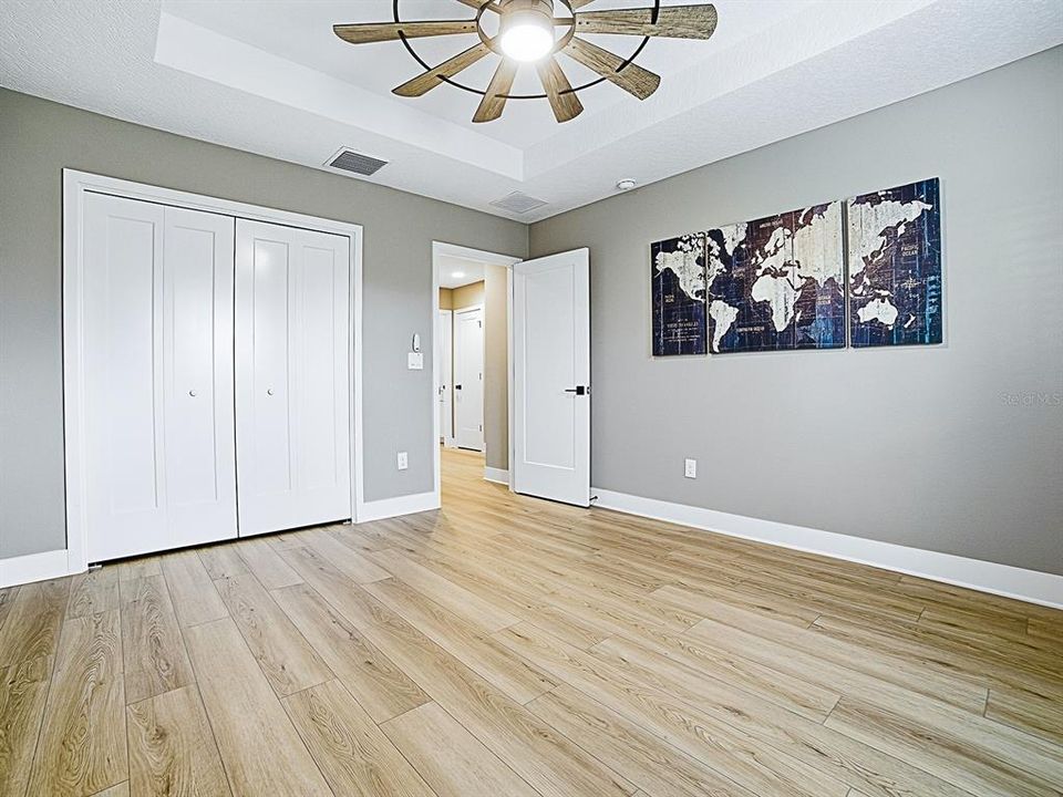 For Sale: $780,000 (3 beds, 2 baths, 1953 Square Feet)