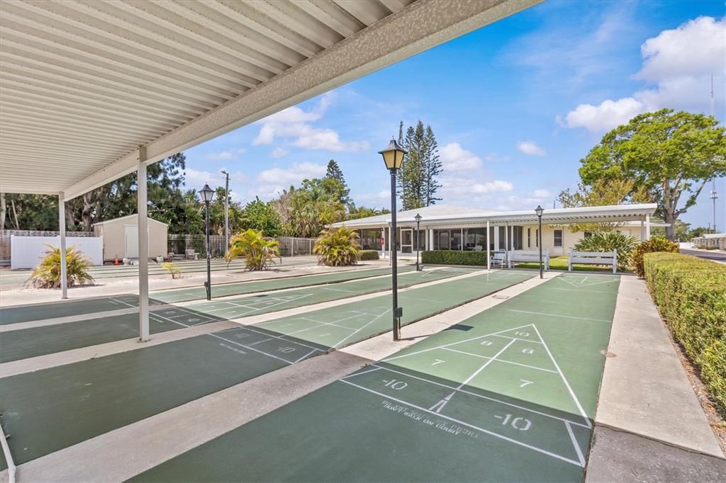 Под контрактом: $129,500 (1 спален, 1 ванн, 720 Квадратных фут)