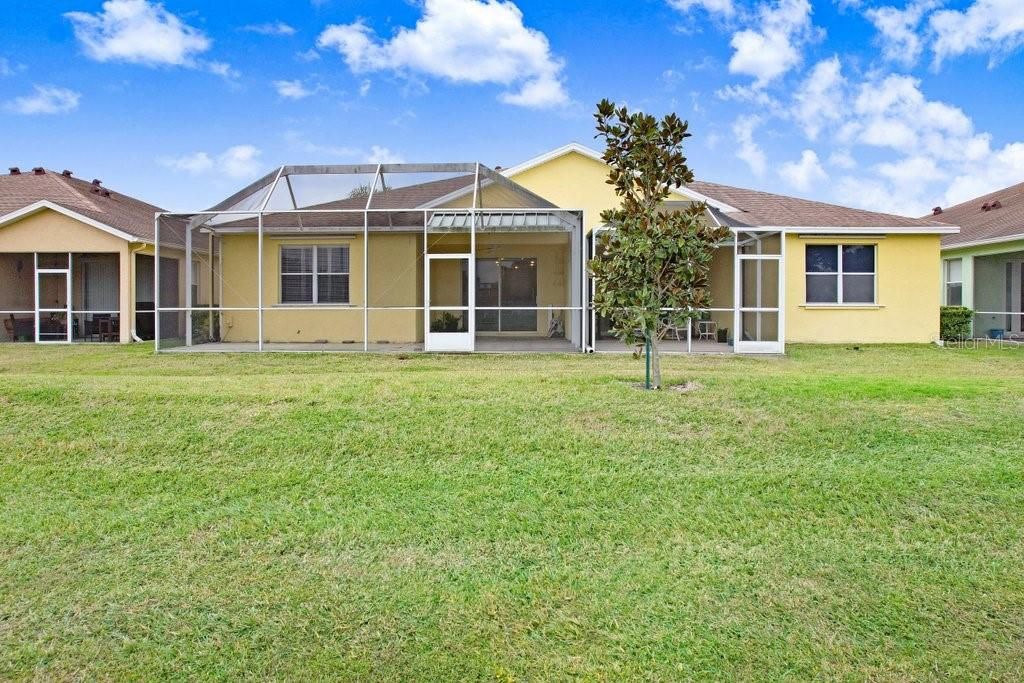 Active With Contract: $259,999 (2 beds, 2 baths, 1334 Square Feet)