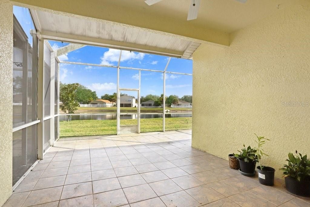 Active With Contract: $259,999 (2 beds, 2 baths, 1334 Square Feet)