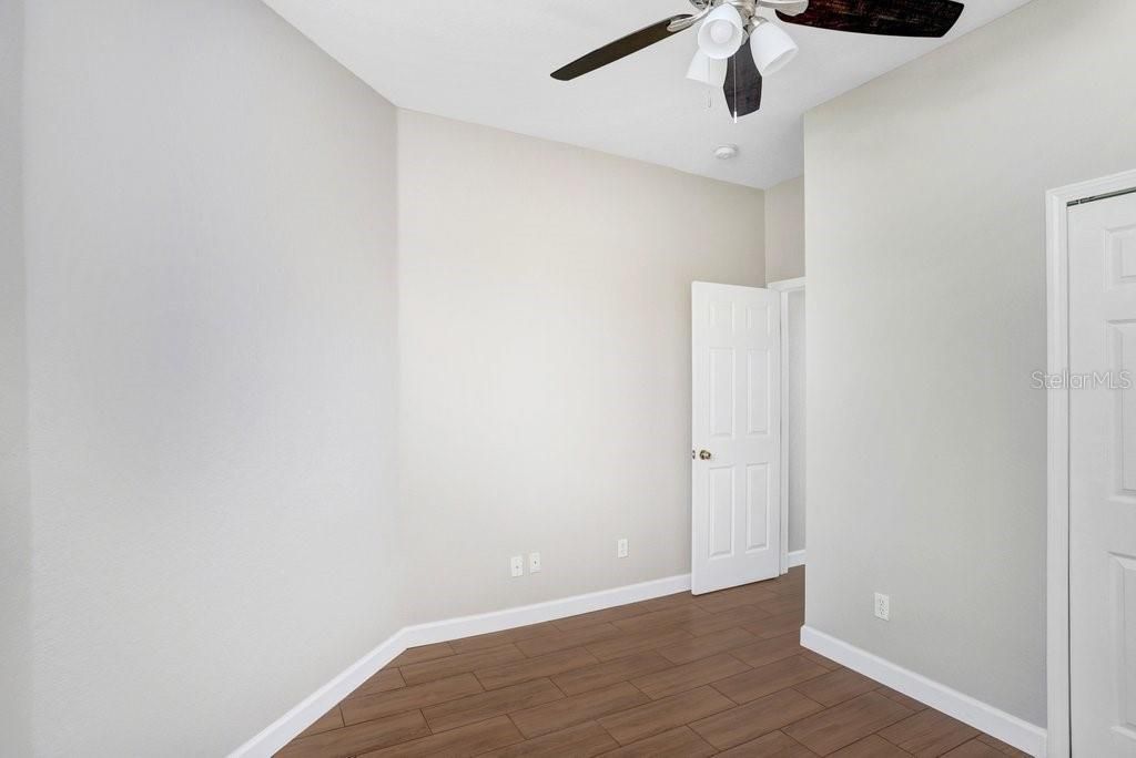 Active With Contract: $259,999 (2 beds, 2 baths, 1334 Square Feet)