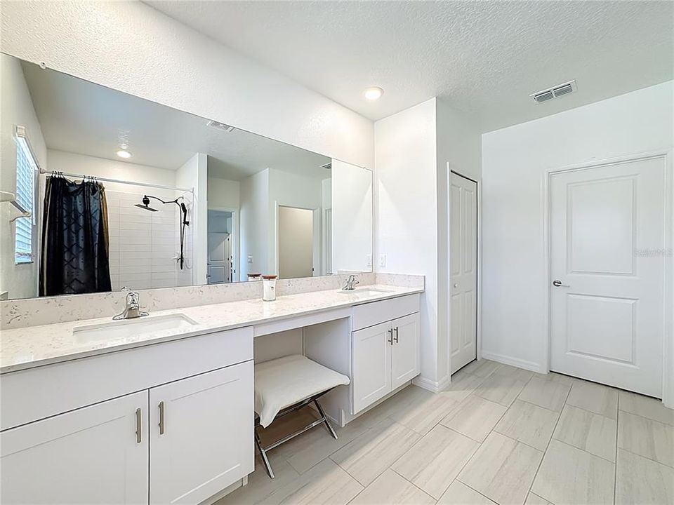 Active With Contract: $479,900 (5 beds, 3 baths, 3346 Square Feet)