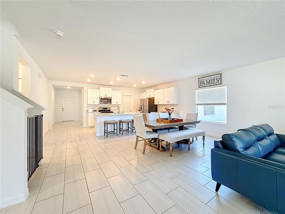 Active With Contract: $479,900 (5 beds, 3 baths, 3346 Square Feet)