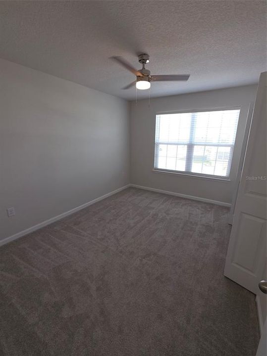 For Rent: $2,450 (3 beds, 2 baths, 1734 Square Feet)