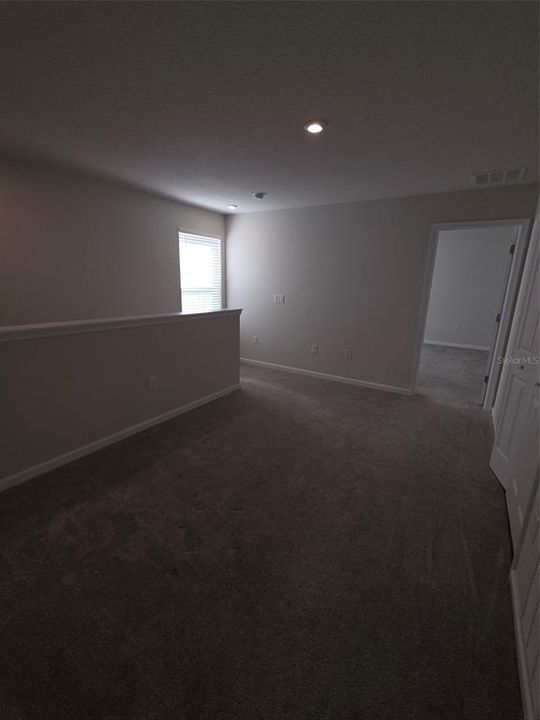 For Rent: $2,450 (3 beds, 2 baths, 1734 Square Feet)