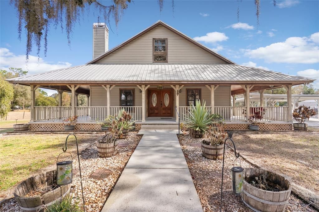 For Sale: $994,900 (3 beds, 2 baths, 1912 Square Feet)