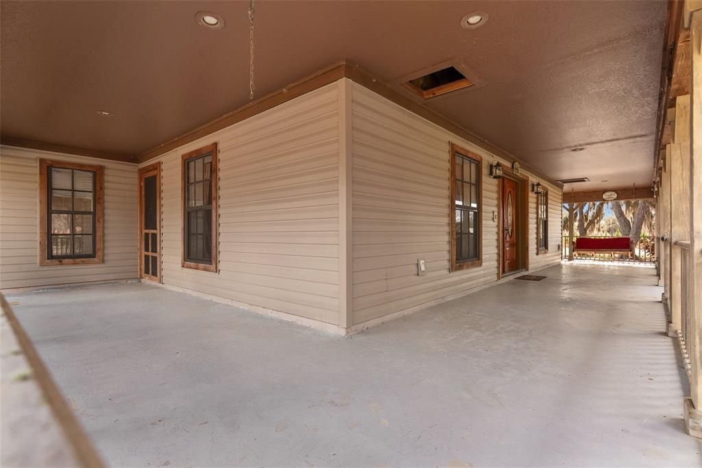 For Sale: $994,900 (3 beds, 2 baths, 1912 Square Feet)