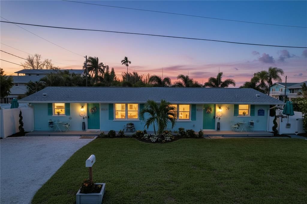 For Rent: $3,000 (2 beds, 2 baths, 735 Square Feet)