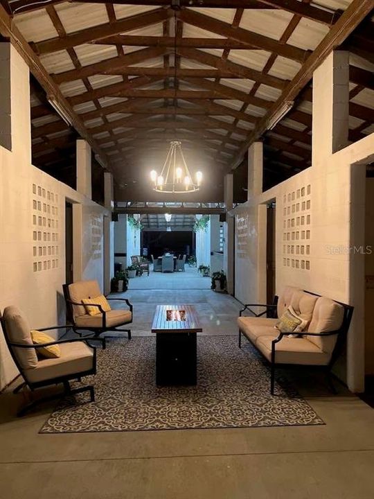 待售: $1,475,000 (5 贝兹, 2 浴室, 1400 平方英尺)