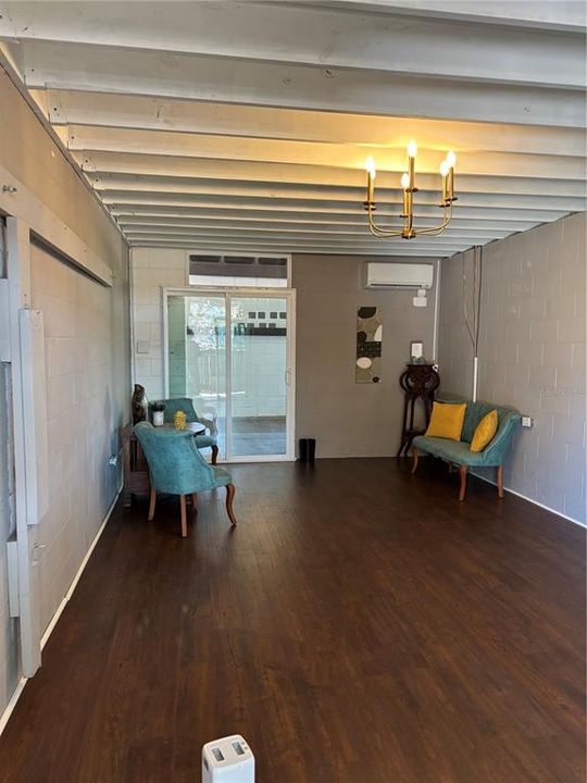 待售: $1,475,000 (5 贝兹, 2 浴室, 1400 平方英尺)