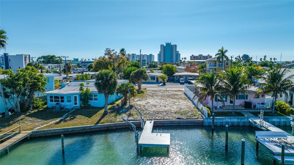 待售: $650,000 (0.10 acres)