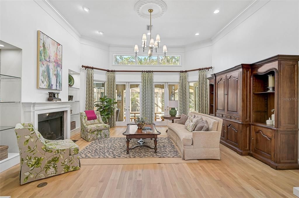 For Sale: $2,850,000 (4 beds, 4 baths, 4359 Square Feet)