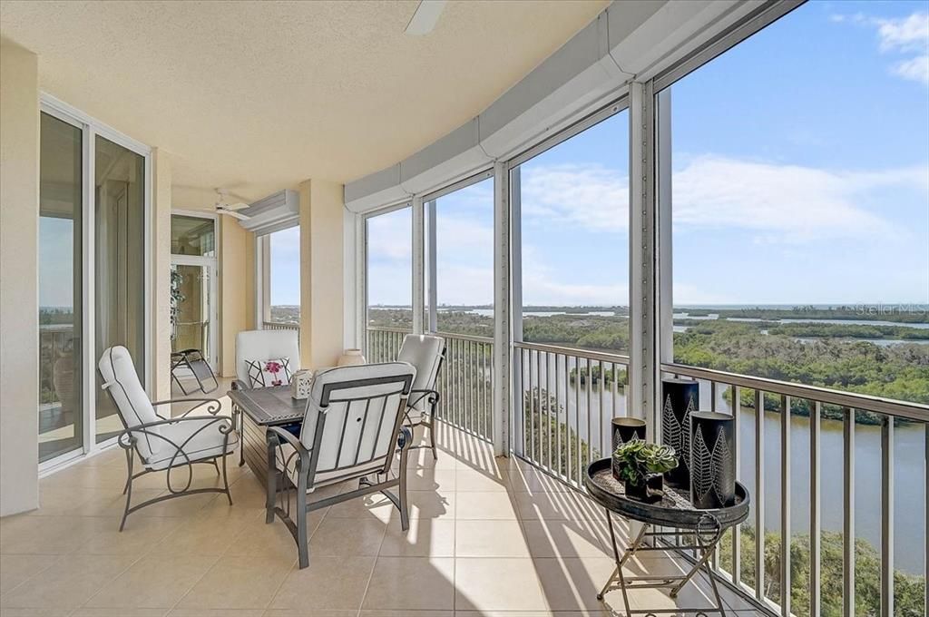 For Sale: $1,995,000 (3 beds, 3 baths, 3029 Square Feet)