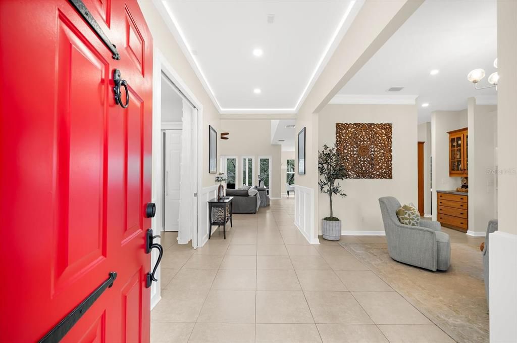 Activo con contrato: $1,225,000 (3 camas, 3 baños, 2800 Pies cuadrados)