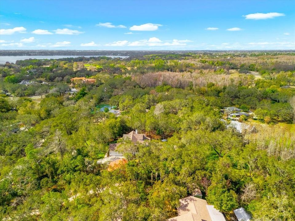 Activo con contrato: $1,225,000 (3 camas, 3 baños, 2800 Pies cuadrados)