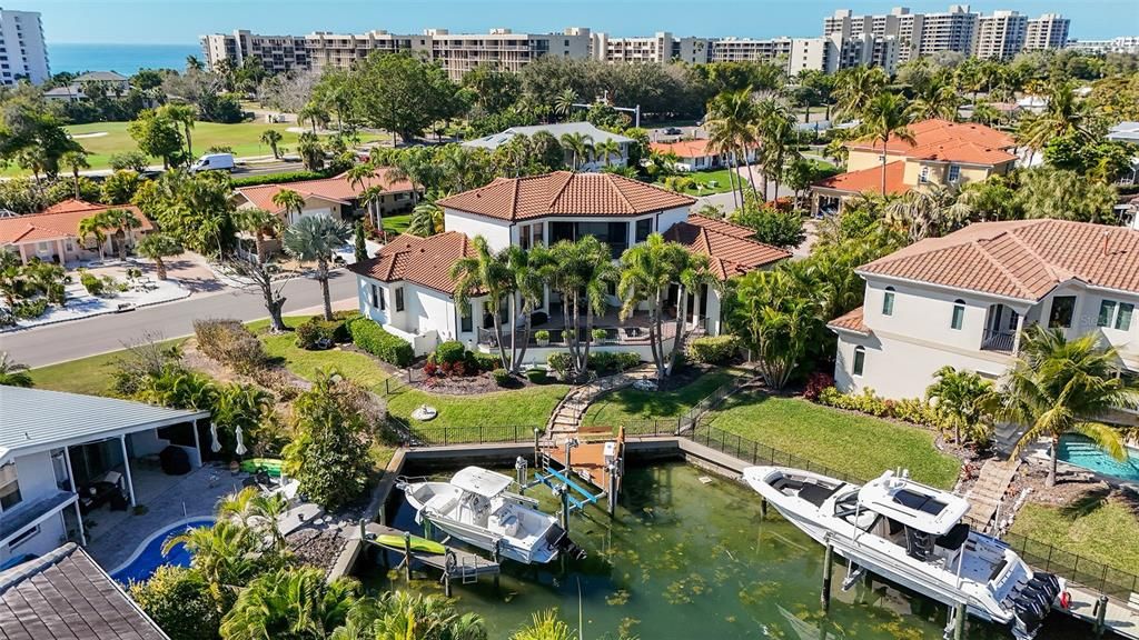 На продажу: $3,300,000 (4 спален, 4 ванн, 3624 Квадратных фут)