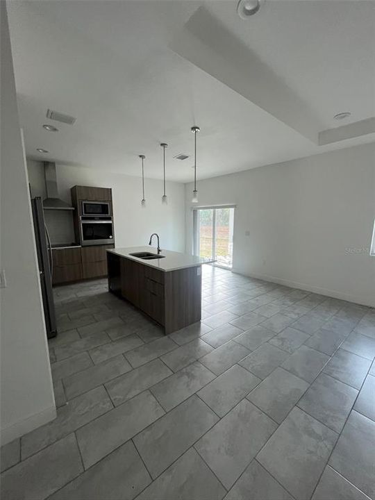 Active With Contract: $239,900 (3 beds, 2 baths, 1507 Square Feet)