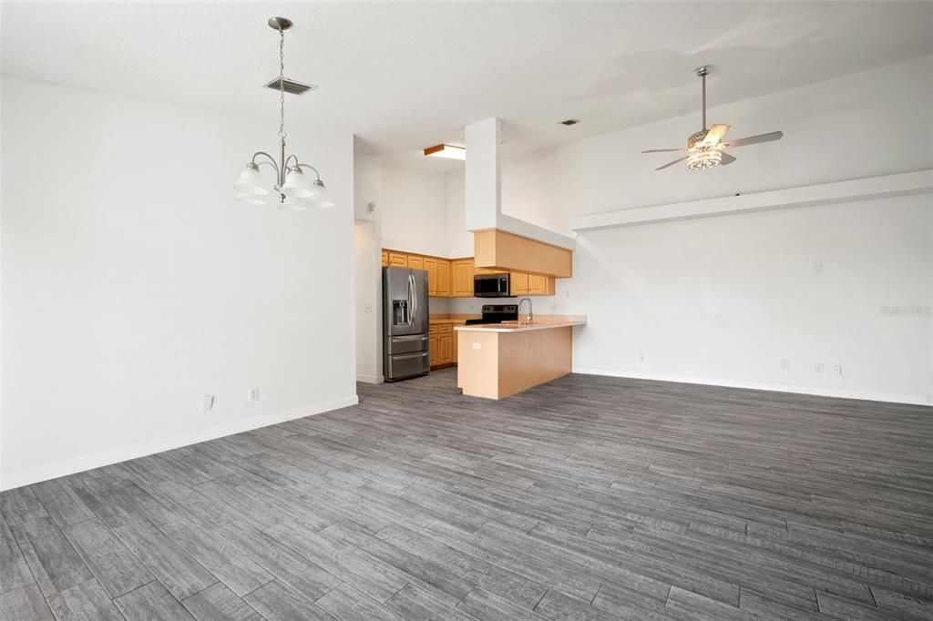 En Venta: $310,000 (2 camas, 2 baños, 1198 Pies cuadrados)