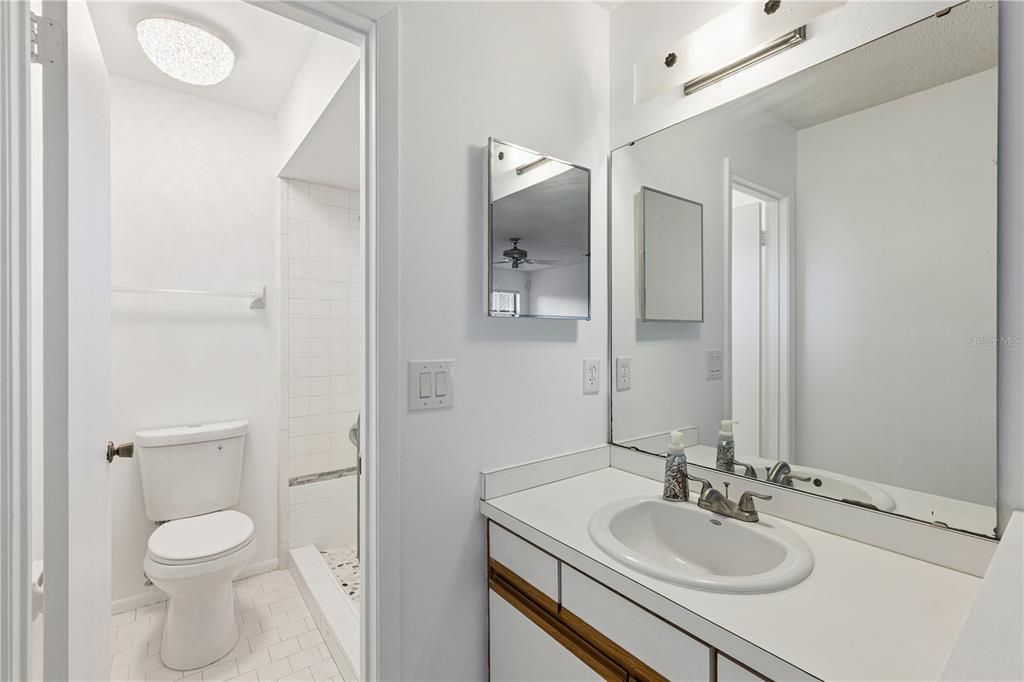 На продажу: $324,000 (3 спален, 2 ванн, 1308 Квадратных фут)